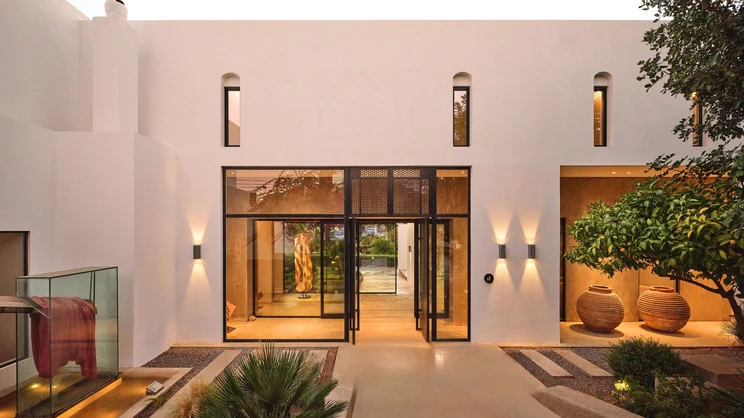 Minos Beach Art Hotel